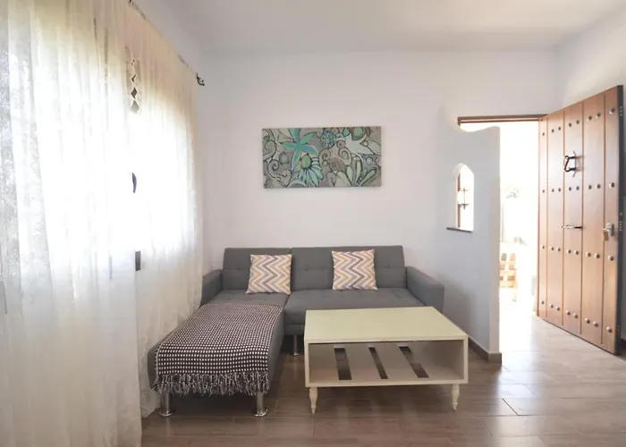 Casa Azuara